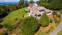 Luxury Mountaintop Views with Hot Tub - 1 min to town - Boutique