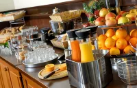 Hotel & Wirtshaus Hansen - breakfast