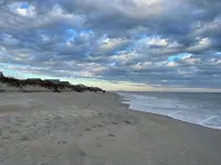 Classic Beach Bungalow in Excellent Location in Carolina Beach with AC, WiFi - Beach