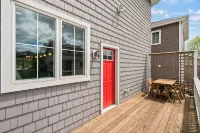 Family Fun! 17,000 Game Arcade, Sleeps 12, Walk to the Lake