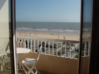 Rental studio 30 m2 panoramic view facing the sea all periods - 公寓