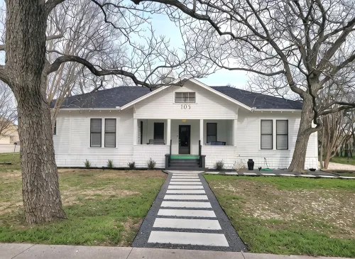 Charming Three Bedroom Home In Liberty Hill