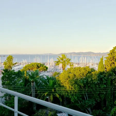 Hotel Brise de Mer - Piscine intérieure & extérieure
