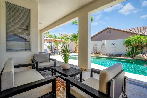 Sleeps 10 - Mins to DT Chandler/Gilbert - Pool  Gameroom