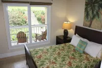 OCEANFRONT LUXURY VILLA, 4900sf, 4br, 4bth, billiards and Gym - Balcony