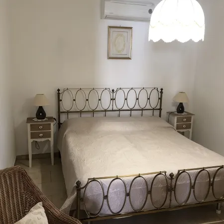 Single Villa with Garden and Wi-Fi