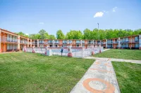 OYO Hotel Greensboro East I 40 - 2-Star