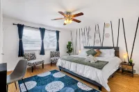Central 5BD Getaway - Spacious Home w/ BBQ - บังกะโล
