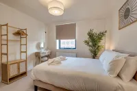 Central Belfast Apartments: Victoria - Condos