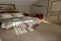 Relaxing Garden Retreat in Dax - 3-Star