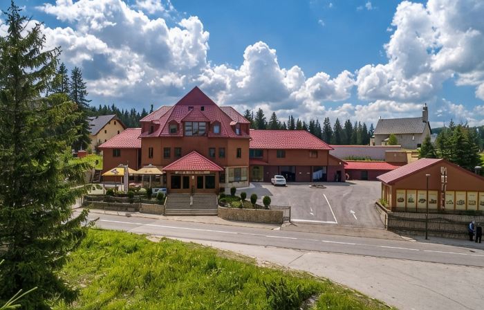 Ski Hotel