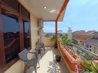 The Cabin Hotel Ngupasan