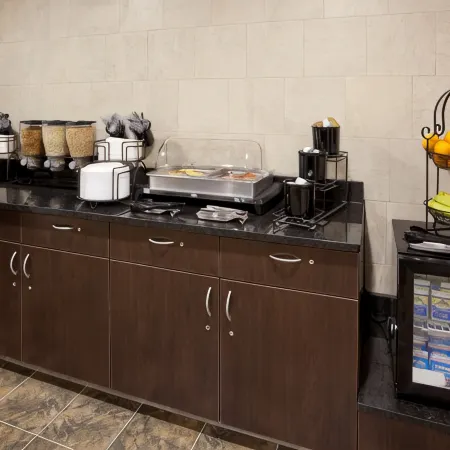 Grandstay Hotel Suites Thief River Falls