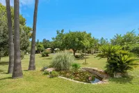 Beautiful very quiet villa with pool, large terraces and a large garden. - 3-Star