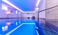 Auenwald Hotel Und Apartmenthaus - Pools