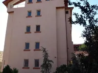 Taxi Hostel Hotels in Otopeni