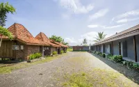 Puri Menoreh Hotel and Restaurant Borobudur - Parkplatz