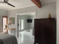 Stylish, comfortable, and private Guest House. - Wifi