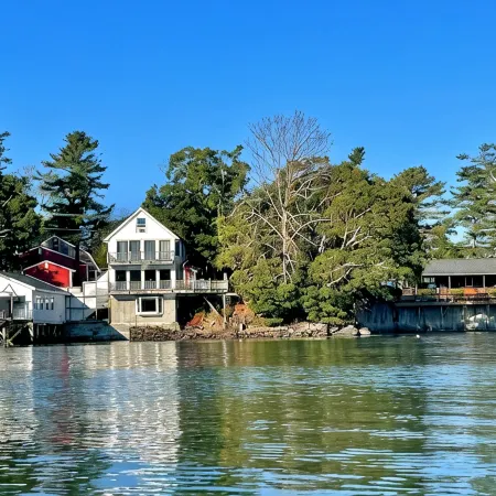Beautiful Oceanfront House- Stunning Water Views