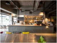 โรงแรมคาเลนดาร์ - ที่มีบาร์
