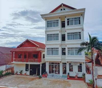 PHASOUK GUESTHOUSE Hôtels à : 