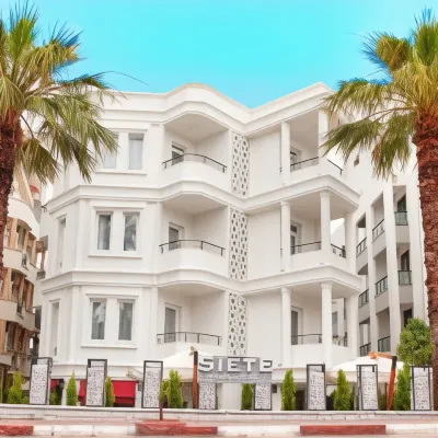 Siete Hotel Hotels near Shemall Shopping Centre
