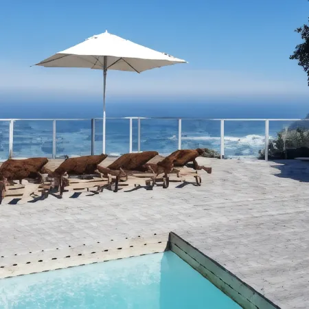 Headlands House Guest Lodge