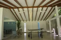 La Modestie Guest House - parking