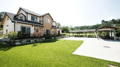 Janghobadasoop Pension