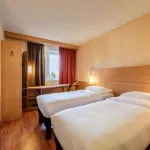 Ibis Калининград Центр (Ибис Калининград) Отели в г. 
