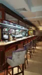 Allingham Arms Hotel - bar