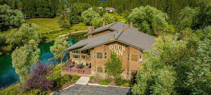 Duck Inn Lodge Hotels in Flathead County