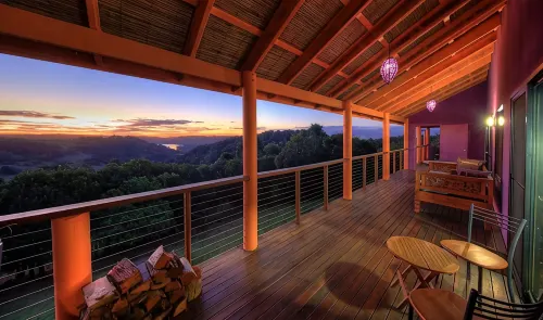 มาเลนีย์ทรอปิคัลรีทรีทบาหลี B&B - โฮมสเตย์