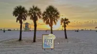 Brand New, Dolphins, Mom Clean - Lux Waterfront - 4 Bedroom / 3 Bath (Unit #202) - Jacuzzi