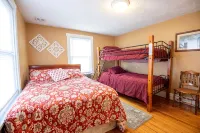 Amish Stay Vacation Home - Bird in Hand, Lancaster PA - Homestays