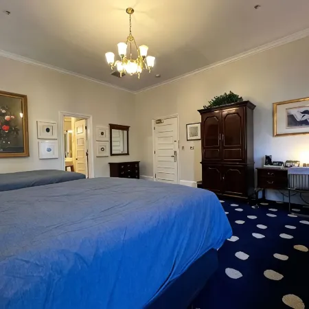 The Sterling Hotel