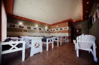 Hotel Kutaisi Globus - 2-Star