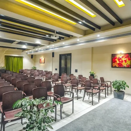 Hotel Ruchira Moonline Resto