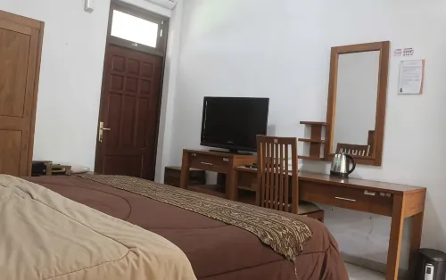 Guest House Eboni Madiun - WiFi