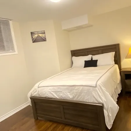 Cozy and New Basement Guest Suite in Brampton, ON