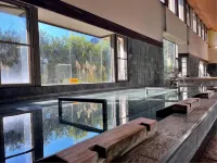 Hotel Miki
