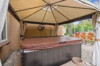 Spacious pet friendly home offers everything you need for a relaxing stay.