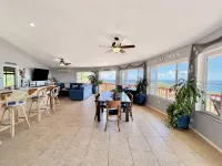 Breathtaking Panoramic Views Of The Caribbean Sea From This Luxury Villa - 2 estrellas
