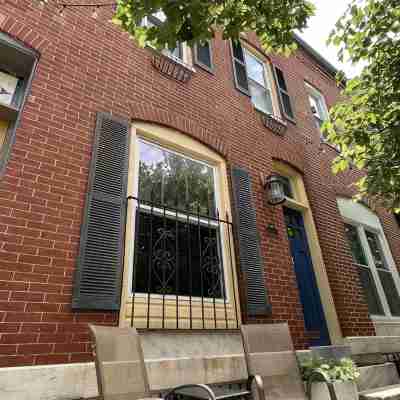 Parkside Comfort & Spaciousness-Family Friendly Hotel Exterior