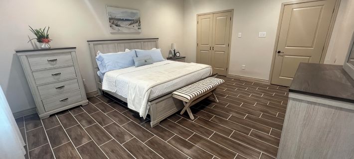 Charming 2-bedroom cottage in Laredo with high-speed WiFi, AC Ξενοδοχεία στην πόλη Laredo