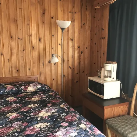 Glacier View Inn