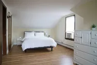 Entire House, Sleep 12, Garage, Fully Fenced Backyard - 3 tähden