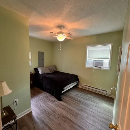 Trail 10 Hideaway, Entire Apartment in Freeman, WV
