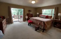 Secluded Mountain Getaway with Million Dollar Views, Pet Friendly - 4 ดาว