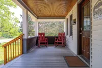 Ely Group Retreat 5 Bedrooms, 3 Bath, Huge Lawn - Butik